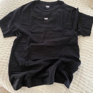 KITH Women Mott Tee Black